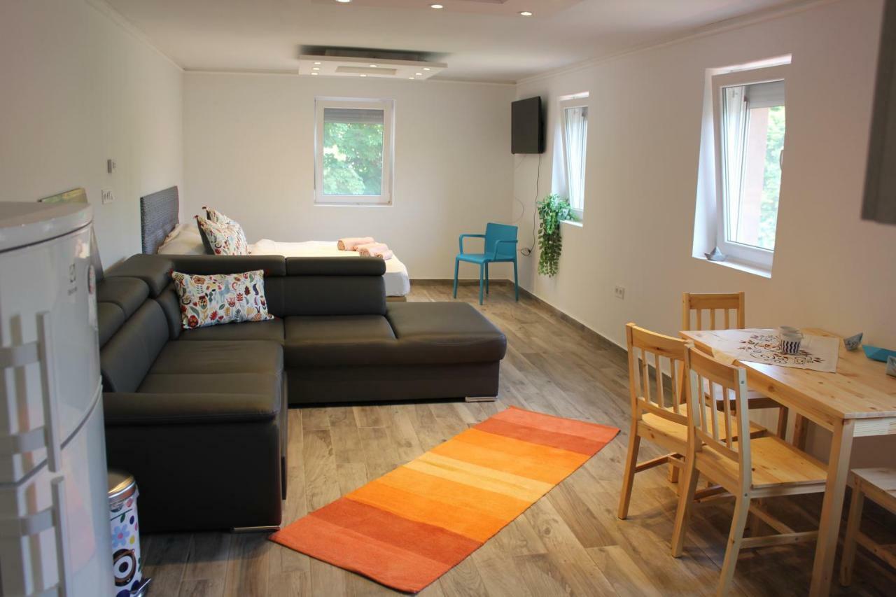 Magnolia Apartman Lejlighed Siófok Eksteriør billede