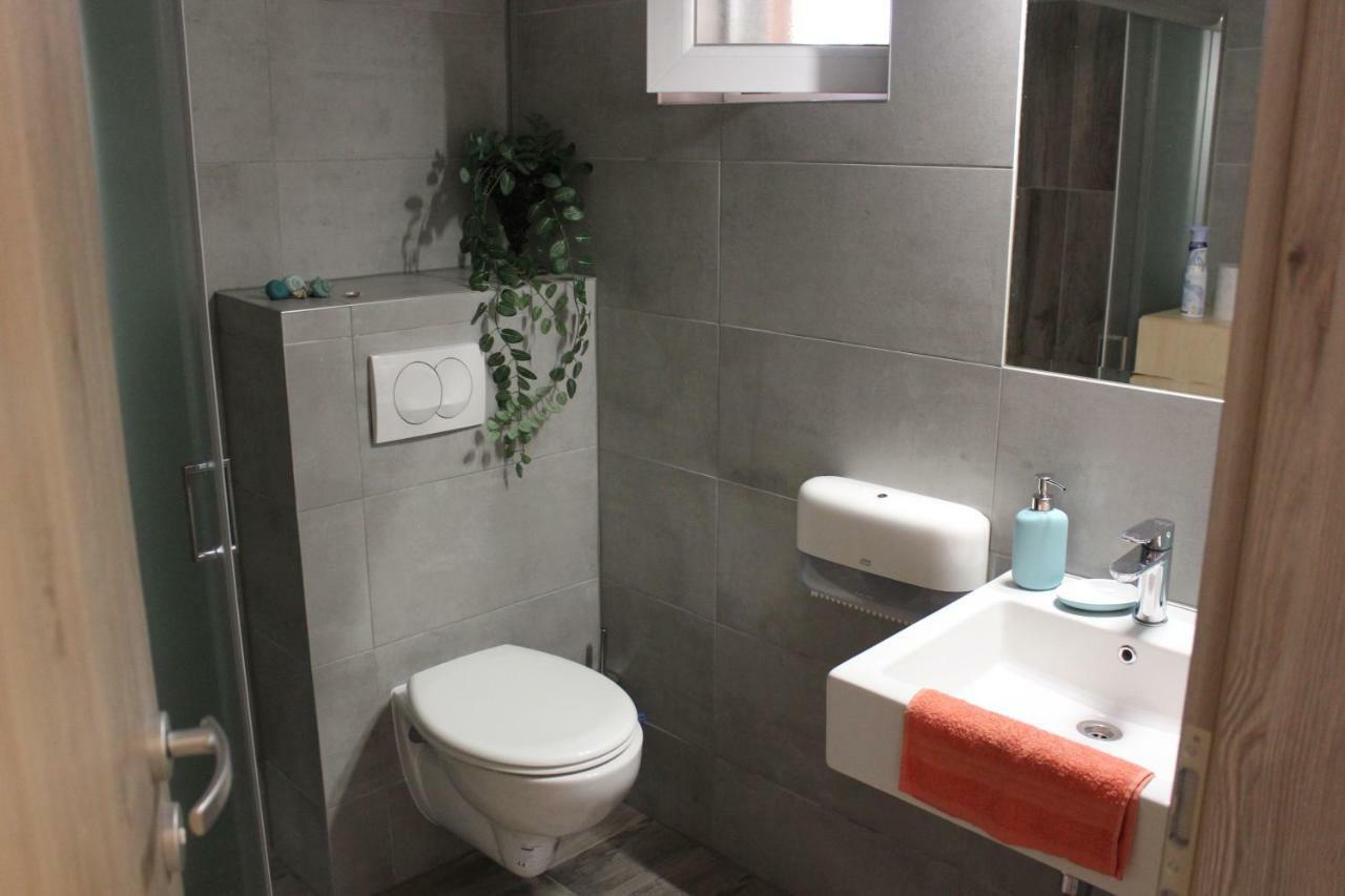 Magnolia Apartman Lejlighed Siófok Eksteriør billede